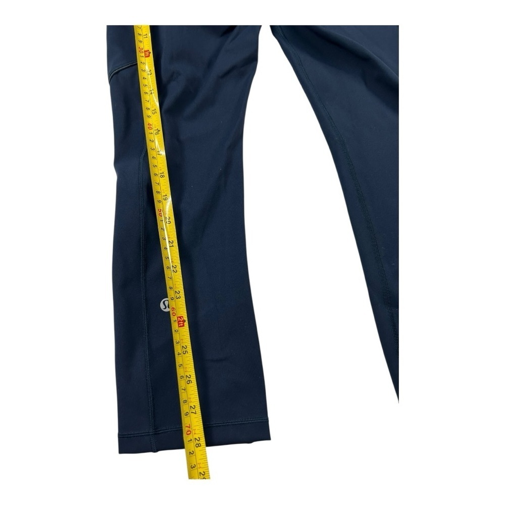 Lululemon NEW Speed Up Crop 21” with Pockets – True Navy, Size 6 (NWT) - Picture 8 of 16